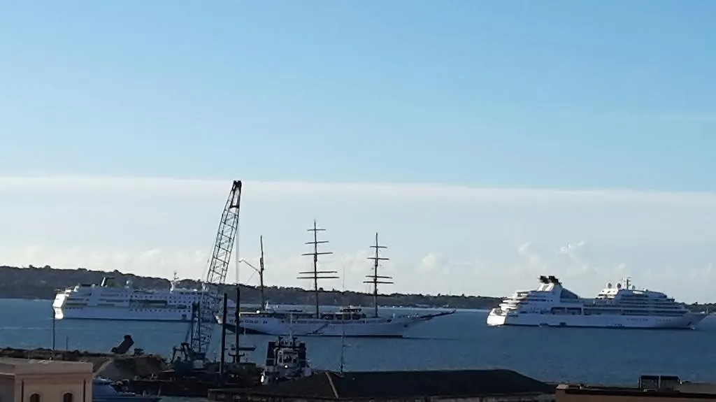 City Center Sea View Ortigia Διαμέρισμα Συρακούσες